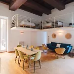 Elegant Apartment With Patio At Piazza Navona