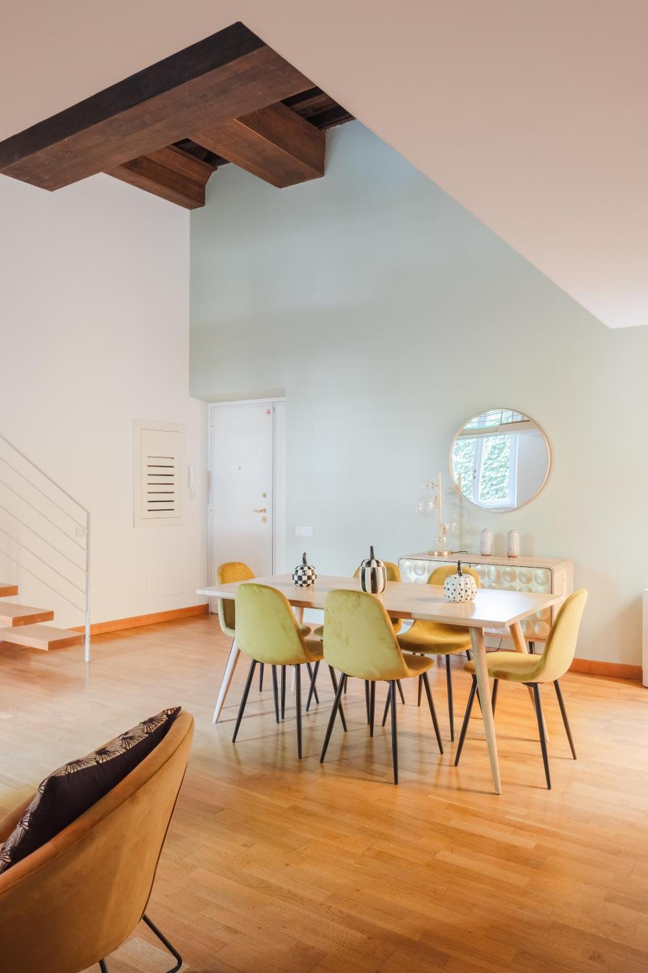 Elegant With Patio At Piazza Navona