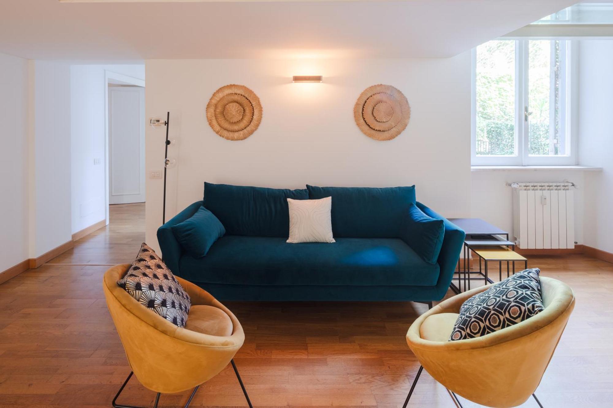 Elegant With Patio At Piazza Navona