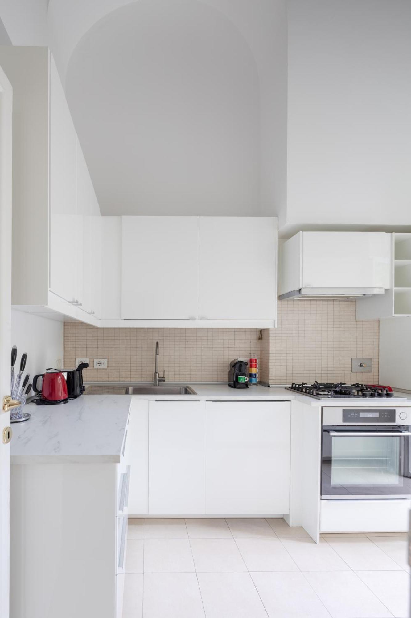 Elegant With Patio At Piazza Navona Apartment