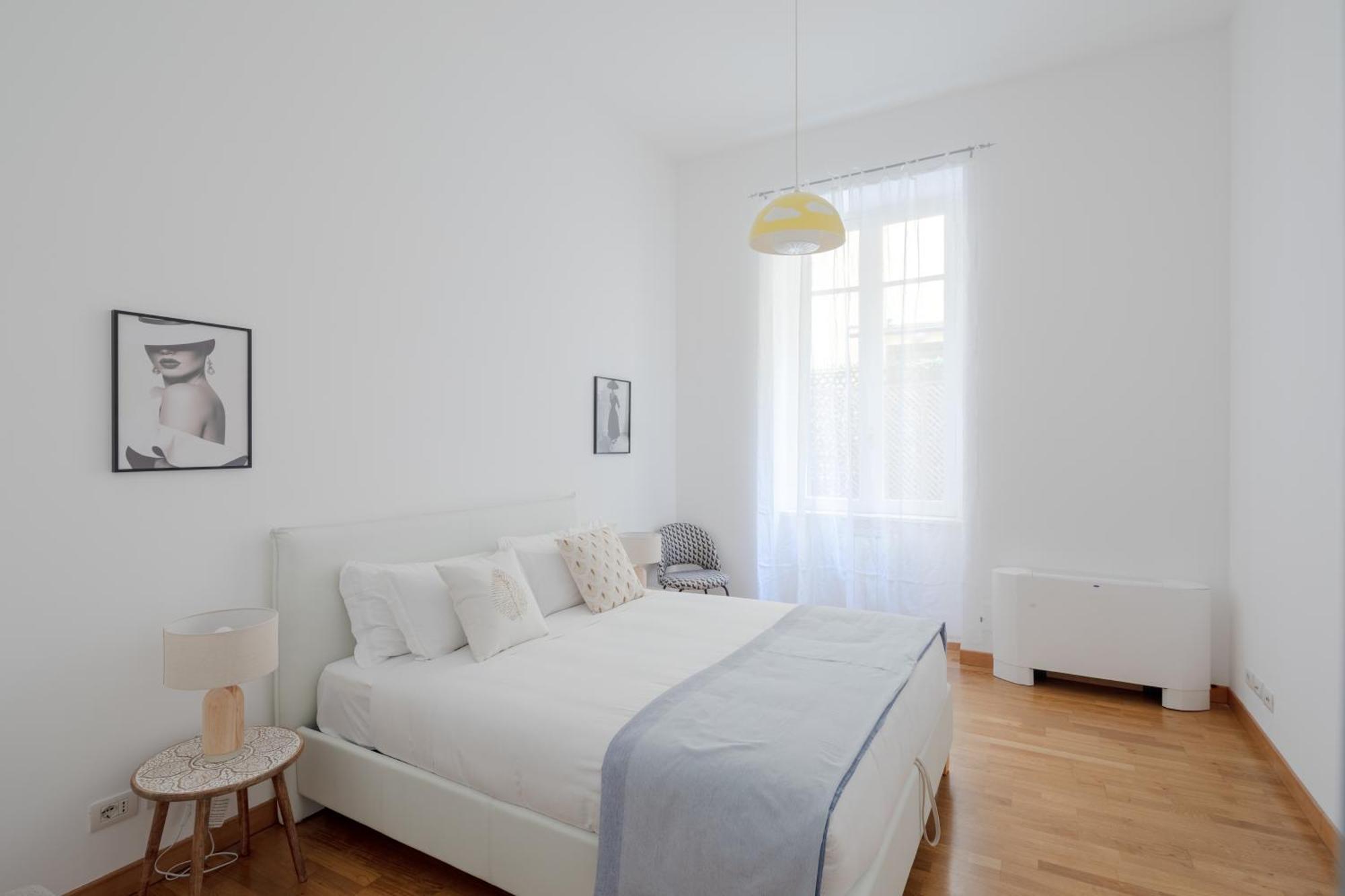 Apartment Elegant With Patio At Piazza Navona Rom